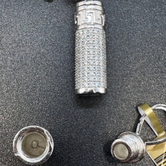 VVS GRA Certified Diamond Cremation Urn Jewelry for Ashes, Cremation Necklace - Picture 2 of 3